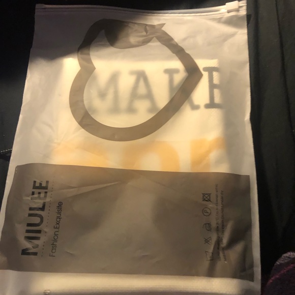 Brand New Pillowcase Cover - Picture 2 of 2